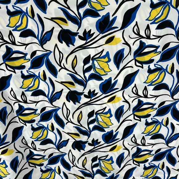 Halogen Women’s Blouse Top Size XL Blue/White/Yellow/Black Polyester Pullover - Picture 4 of 10